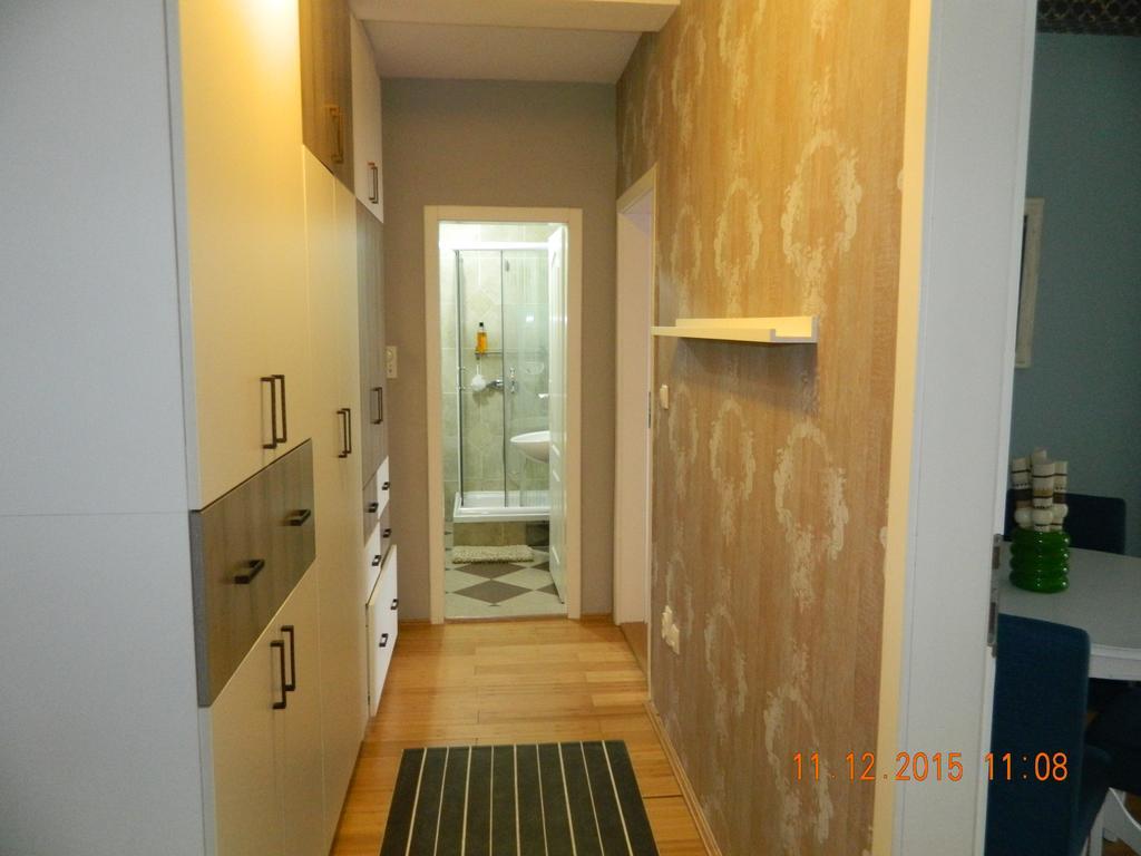 Apartment Dunja Novi Sad Buitenkant foto
